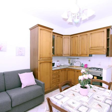 Torrigio Flat Apartment Рим Екстериор снимка