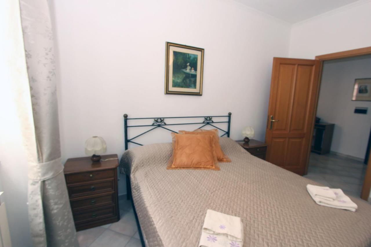 Torrigio Flat Apartment Рим Екстериор снимка